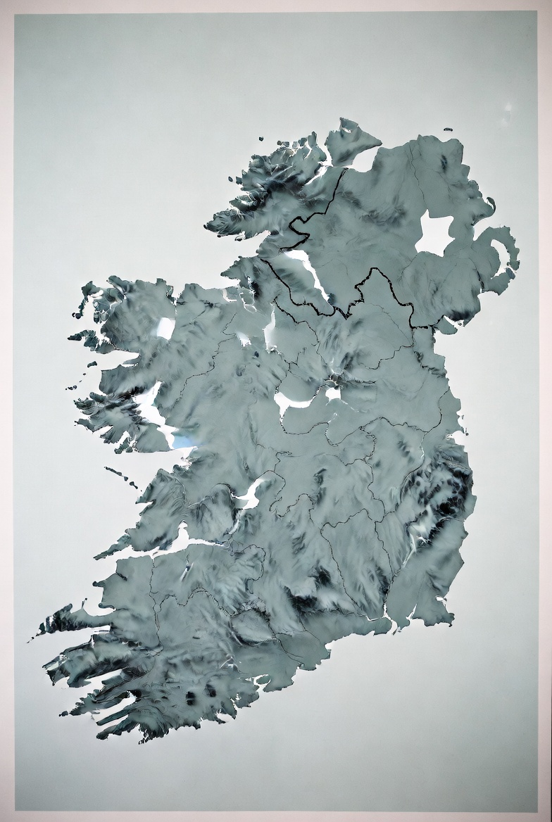 Cartographic map of Ireland in cool slate-grey.